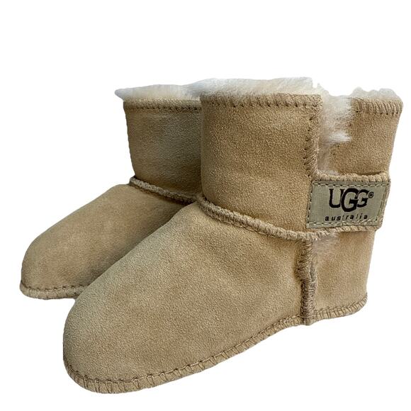 UGG AUSTRALIA INFANT TAN ERIN I BOOTIES SZ M US 4/5 AUTHENTIC NWB - Picture 1 of 14